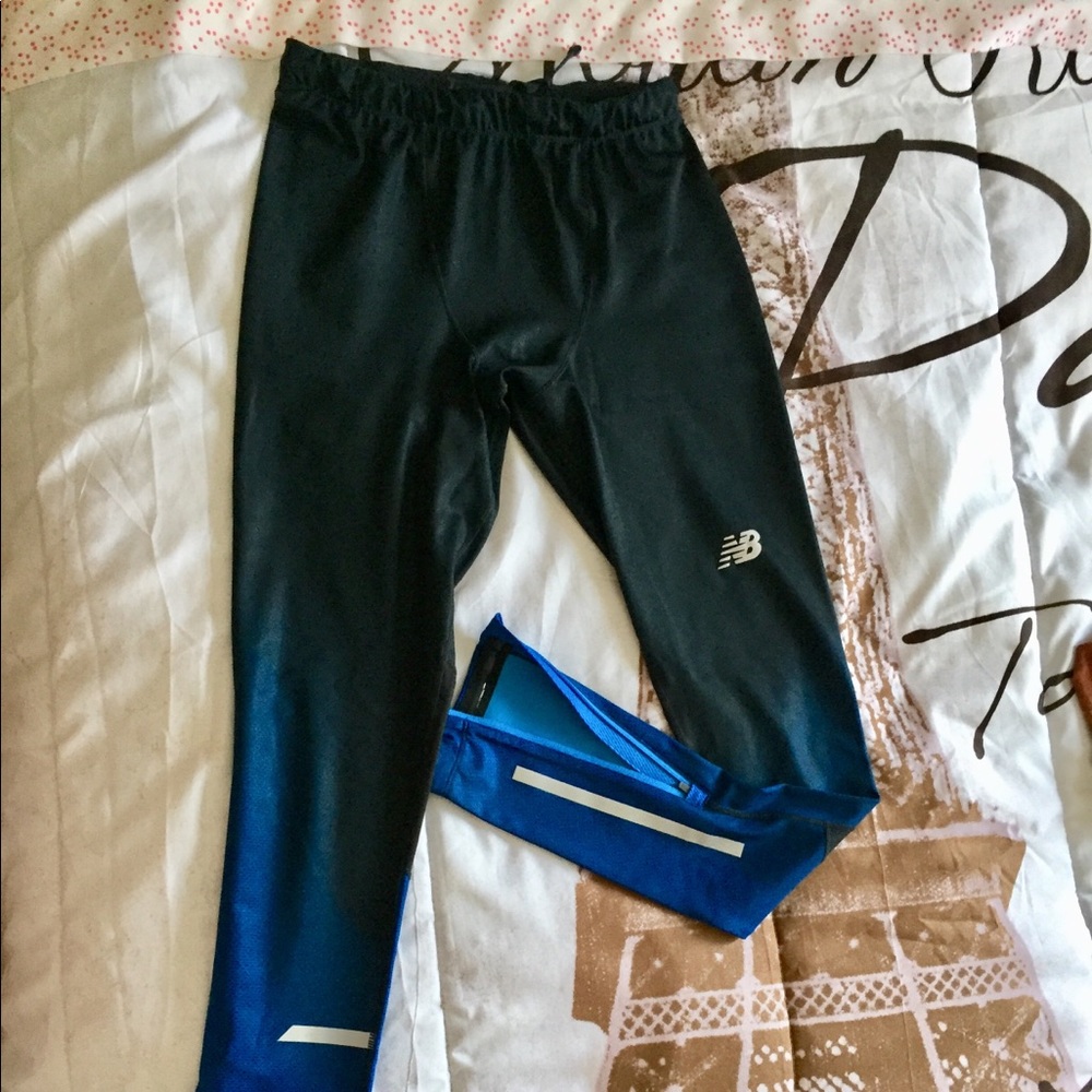 Men New Balance running leggings. Size small